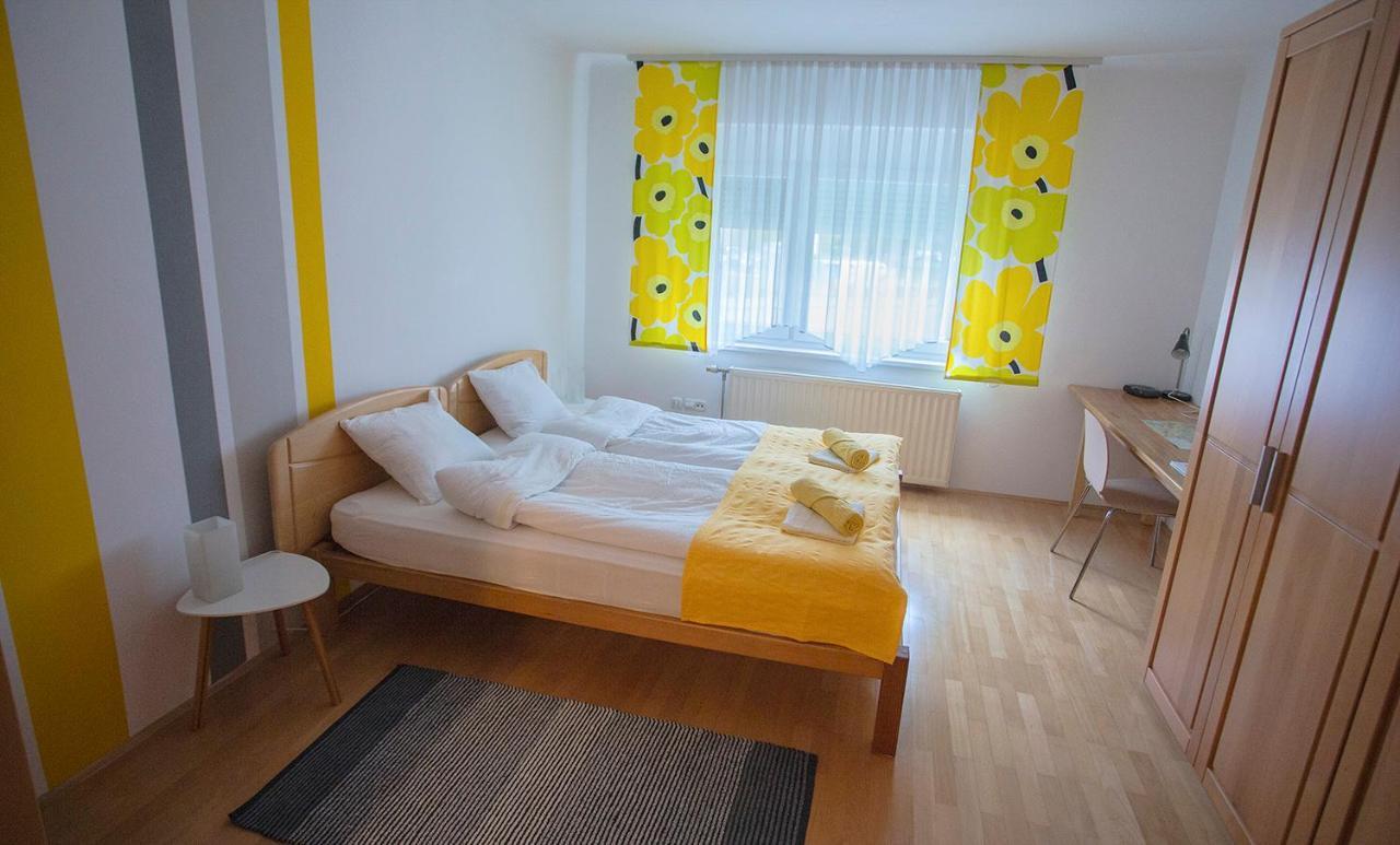 Goldenfields Apartment Kranj Bagian luar foto